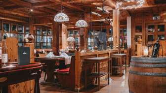 Adlerstube - Sunstar